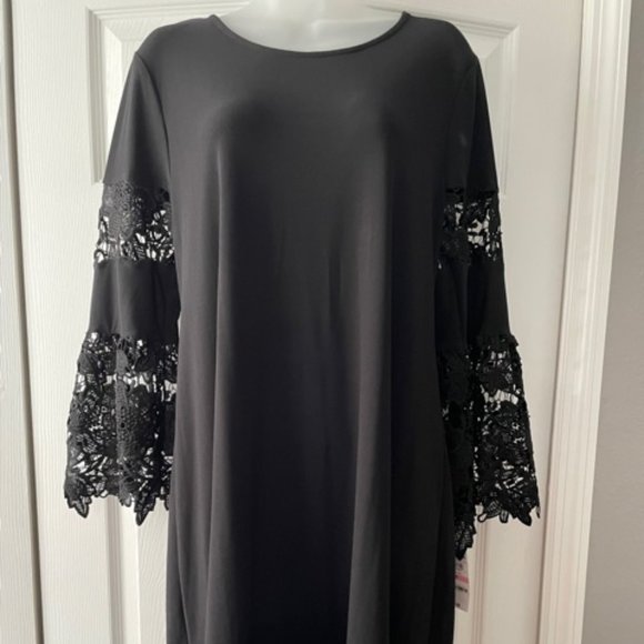 Alfani Lace Bell Sleeve Dress New, Never Worn NWT - Picture 6 of 6